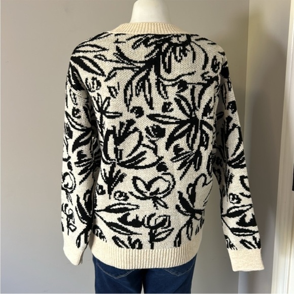 Anthropologie Floral Pop Embroidered Sweater BLUE MOTIF SZ S NEW - Picture 8 of 13